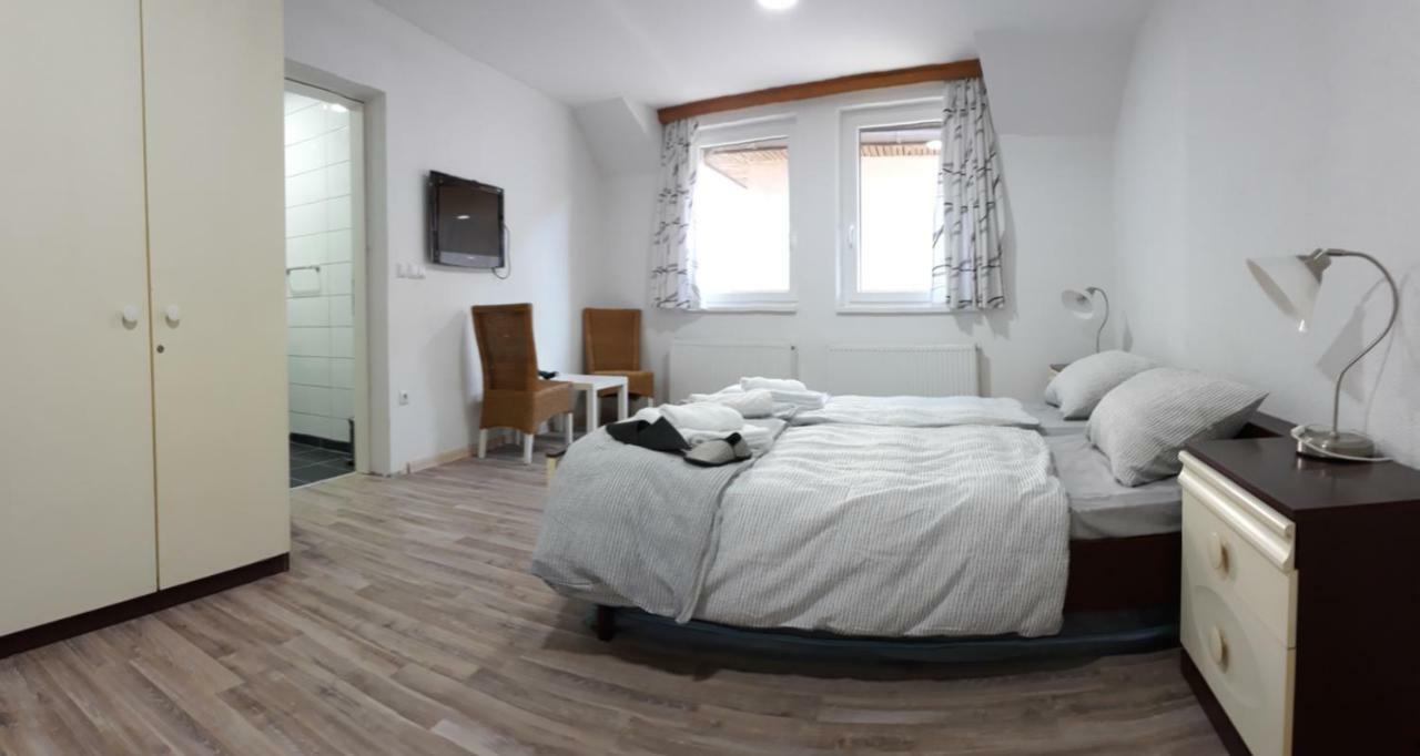 Apartments&Rooms Mido Visoko Ngoại thất bức ảnh